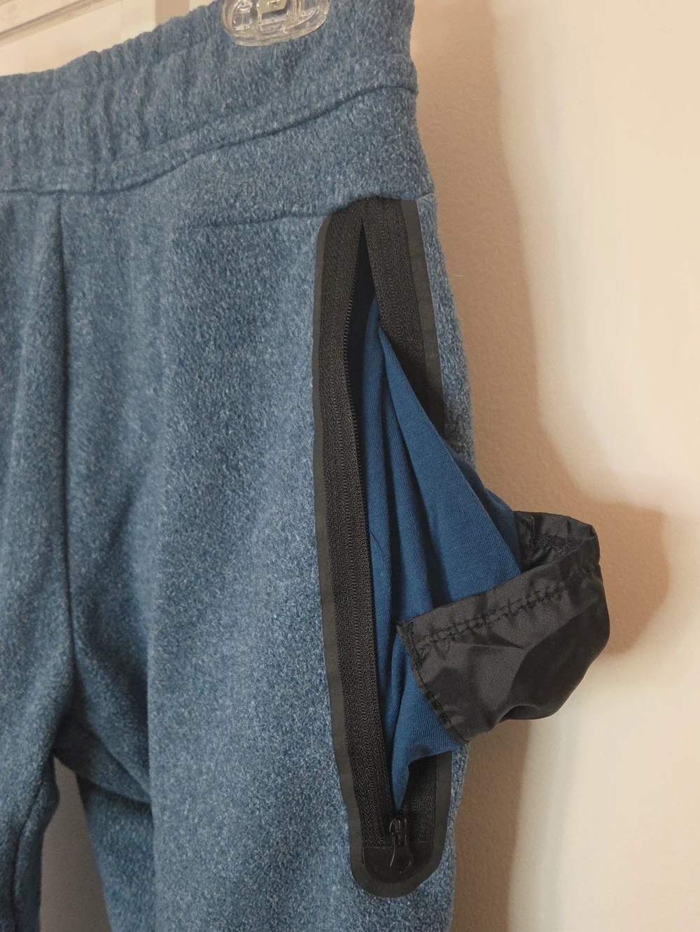 Boys Nike Tech Fleece Winterized Joggers Size Medium Blue